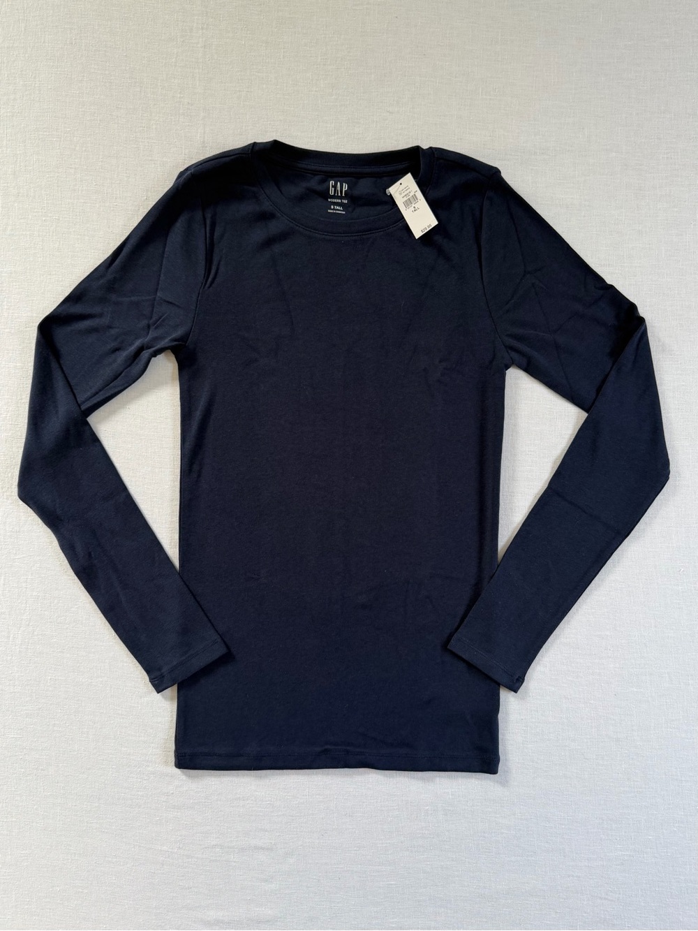 GAP Long Sleeve Crew Neck Shirt